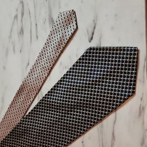 Tommy Hilfiger 100% Silk Men's Tie